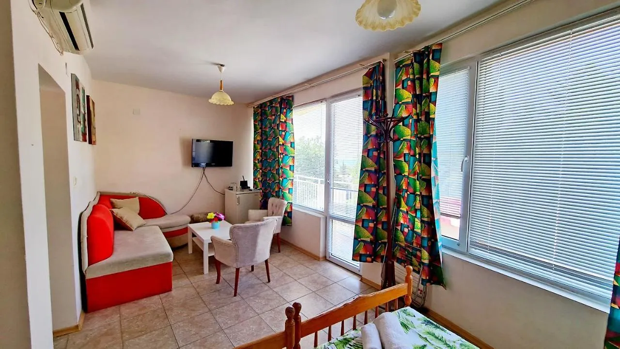 Jour Hоuse Apartment Varna